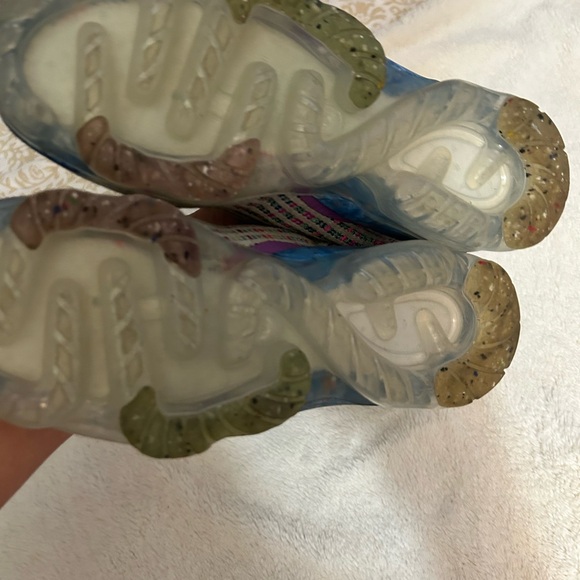 Nike shoes - Picture 4 of 4